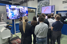 Dr inż. M. Pawłowski - dyrektor Zoller Polska, studenci 2 MM-DU WBMiL