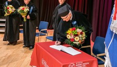 Na pierwszym planie prof. A. Tomczyk, fot. T. Kudasik