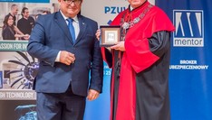 Od lewej: S. Kruczek, prof. PRz A. Marciniec, fot. T. Kudasik