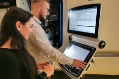 Pani inż. A. Pucyło oraz Pan inż. J. Ciurko (studenci WBMiL)