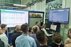 dr inż. M. Sałata, studenci 2 MM-DU WBMiL