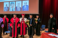 Wręczenie tytułu profesora honorowego prof. A. Tomczykowi, fot. T. Kudasik