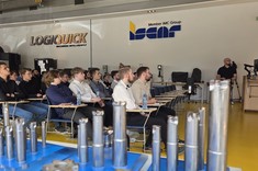 Studenci PRz na warsztatach edukacyjnych w firmie ISCAR Poland